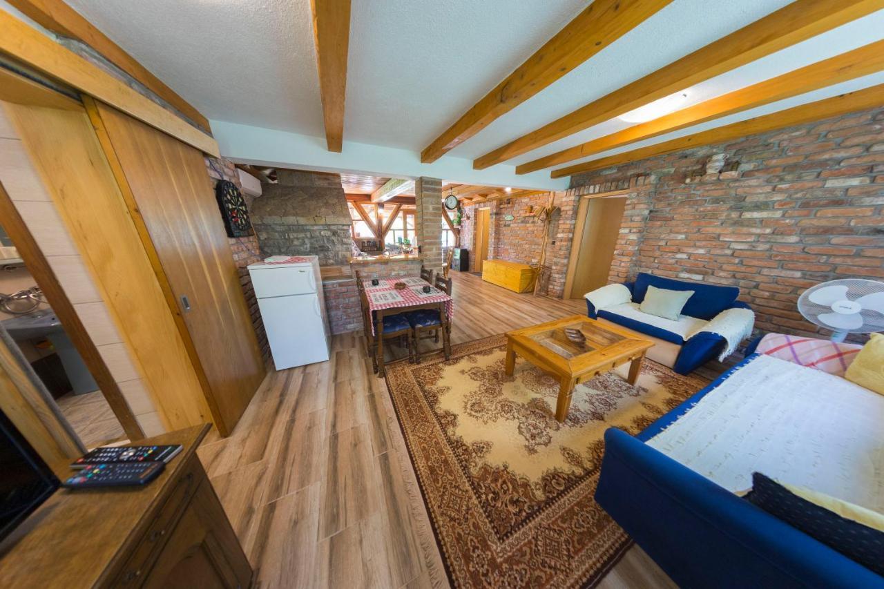 Apartment Green Lagoon Bihać Extérieur photo