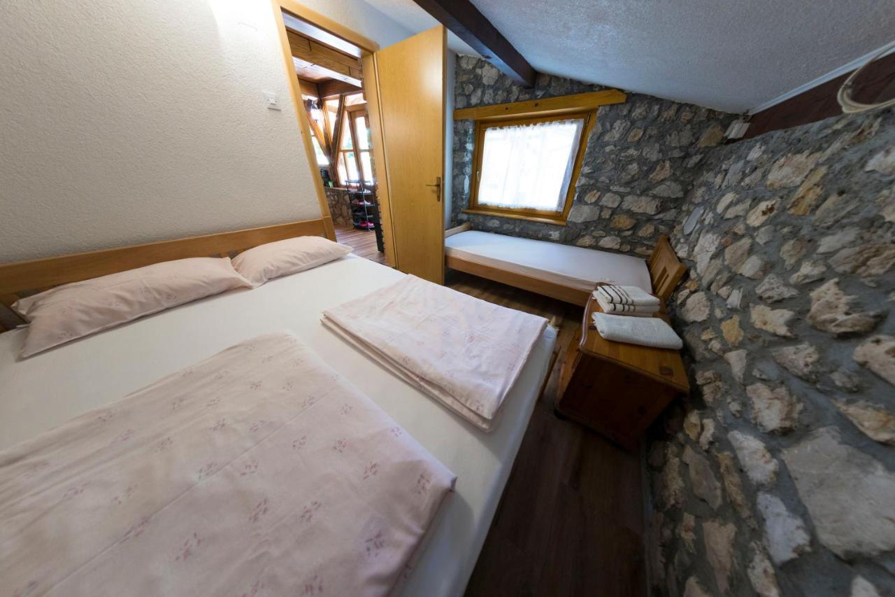 Apartment Green Lagoon Bihać Extérieur photo