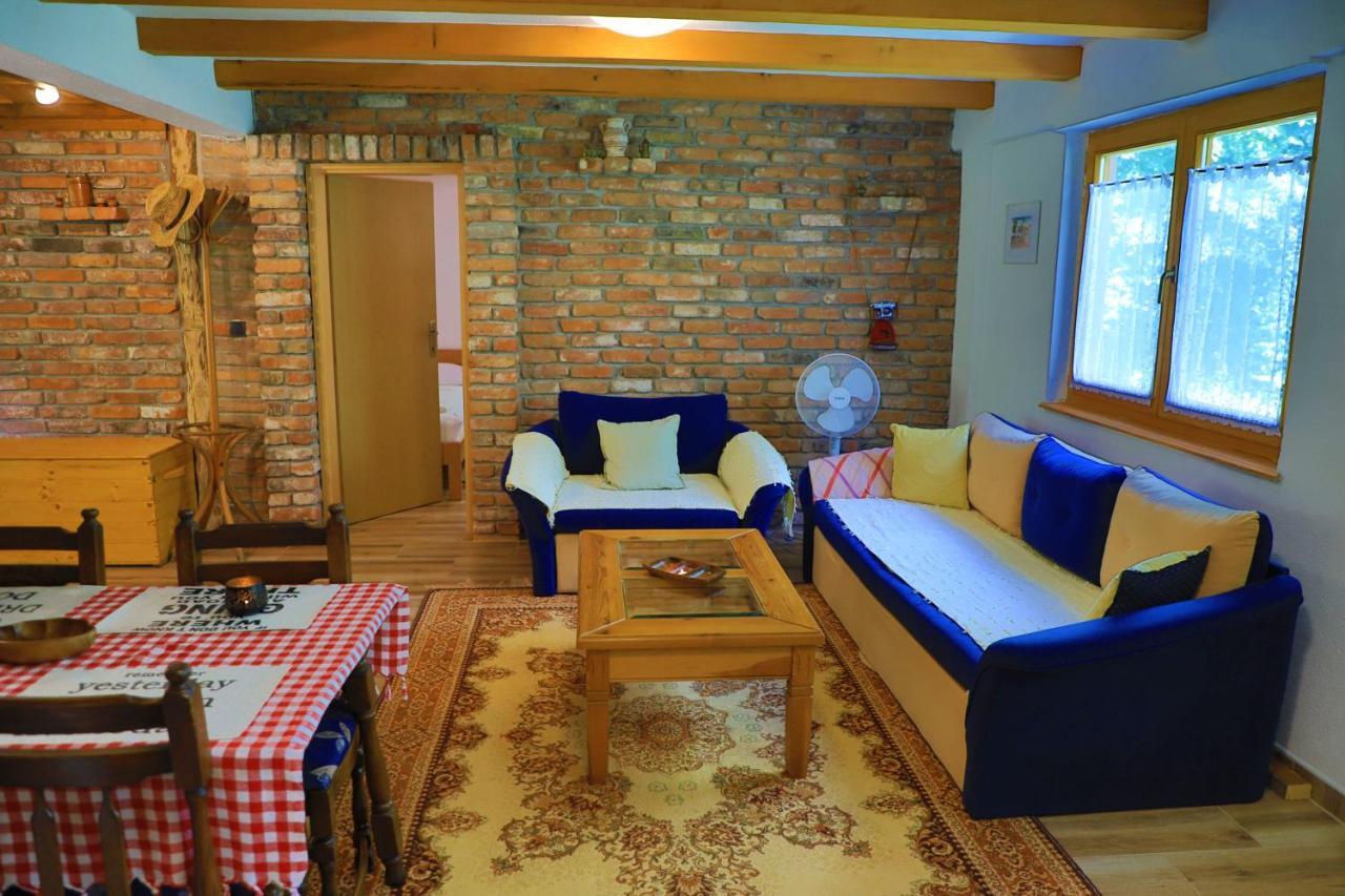 Apartment Green Lagoon Bihać Extérieur photo